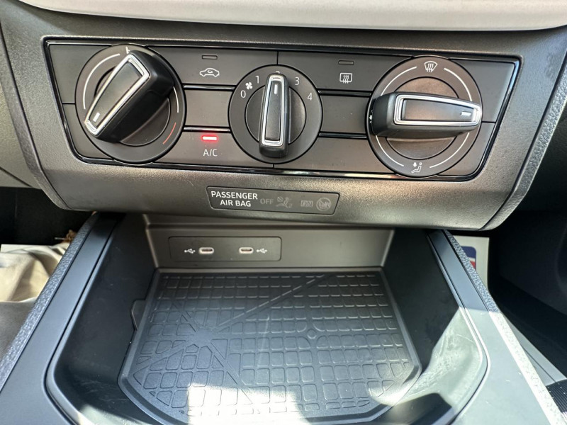 Photo 22 de l'offre de SEAT IBIZA 1.0 ECOTSI - 95 START&STOP STYLE TVA RECUPERABLE   CARPLAY   RADAR AR à 17990€ chez Triplo auto