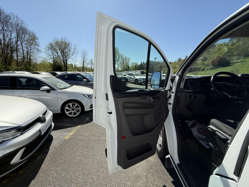 Photo 24 de l'offre de FORD TRANSIT CUSTOM 2.0 TDCI - 130 - BVA - TREND BUSINESS - TVA RECUPERABLE   CAMERA AR   CLIM à 19990€ chez Triplo auto