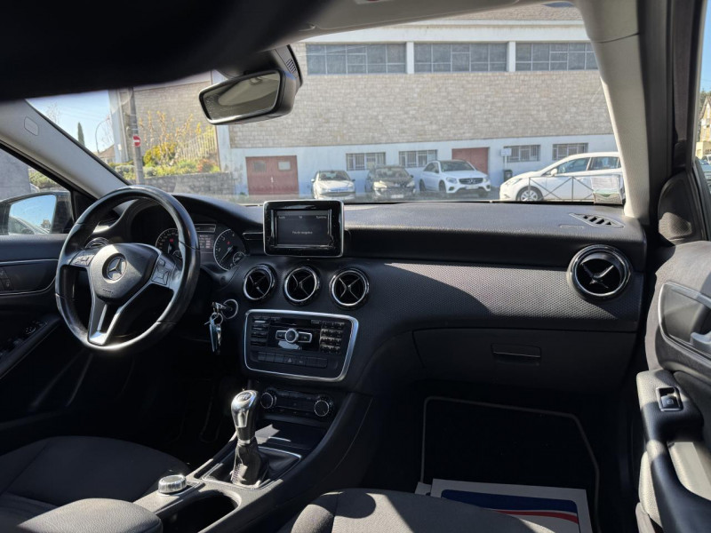 Photo 15 de l'offre de MERCEDES-BENZ CLASSE A 160 CDI FAP - BM 176 INTUITION   CLIM à 11490€ chez Triplo auto