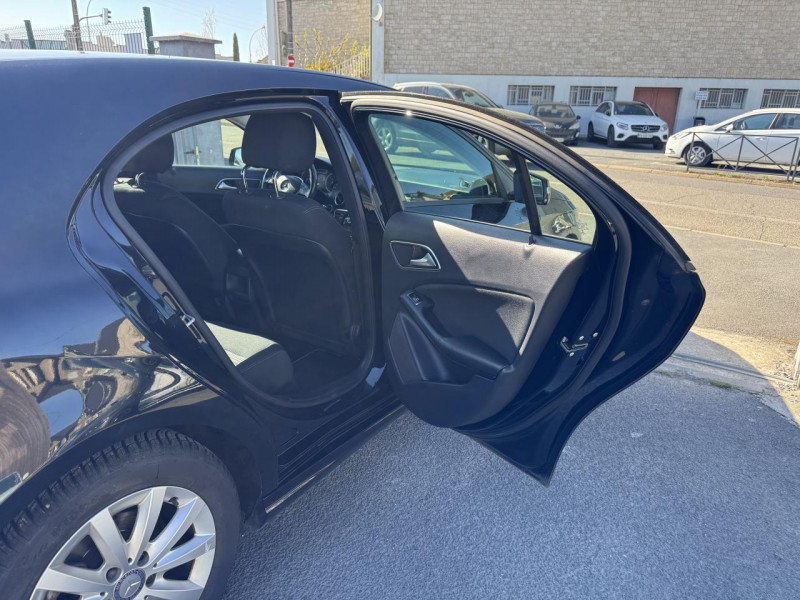 Photo 12 de l'offre de MERCEDES-BENZ CLASSE A 160 CDI FAP - BM 176 INTUITION   CLIM à 11490€ chez Triplo auto