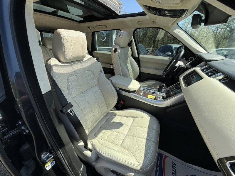 Photo 13 de l'offre de LAND-ROVER RANGE ROVER SPORT 3.0 SD V6 - BVA - TOIT OUVRANT   GPS   CAMERA AR à 22990€ chez Triplo auto