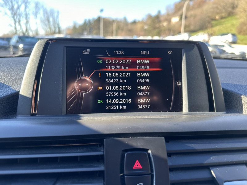 Photo 21 de l'offre de BMW SERIE 1 120D XDRIVE - BVA  URBANCHIC CLIM   RADAR AR à 16490€ chez Triplo auto