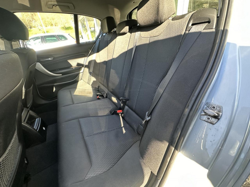 Photo 11 de l'offre de BMW SERIE 1 120D XDRIVE - BVA  URBANCHIC CLIM   RADAR AR à 16490€ chez Triplo auto