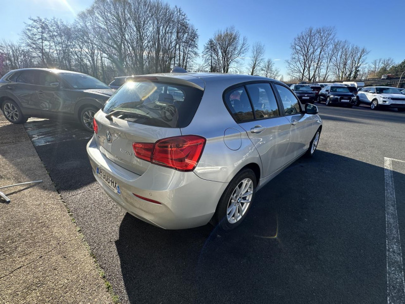Photo 7 de l'offre de BMW SERIE 1 120D XDRIVE - BVA  URBANCHIC CLIM   RADAR AR à 16490€ chez Triplo auto