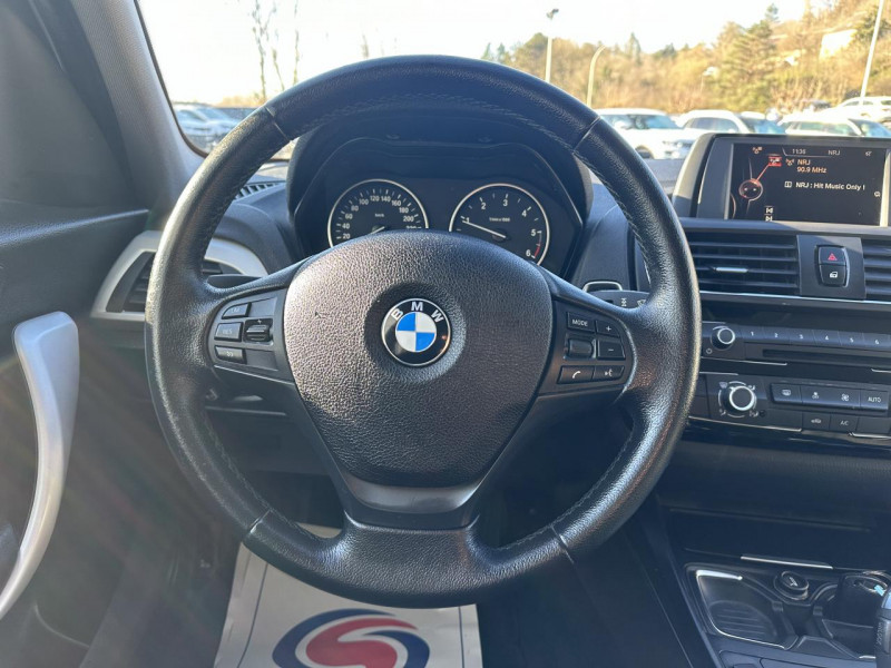 Photo 17 de l'offre de BMW SERIE 1 120D XDRIVE - BVA  URBANCHIC CLIM   RADAR AR à 16490€ chez Triplo auto