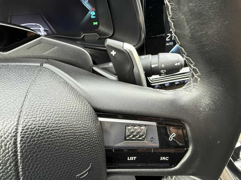 Photo 23 de l'offre de DS DS 7 CROSSBACK DS7 CROSSBACK E-TENSE - 300 - 4X4  SO CHIC GPS   CAMERA AR   CARPLAY à 22990€ chez Triplo auto