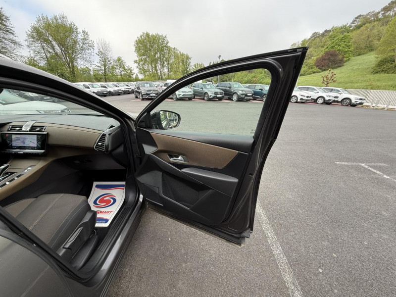 Photo 31 de l'offre de DS DS 7 CROSSBACK DS7 CROSSBACK E-TENSE - 300 - 4X4  SO CHIC GPS   CAMERA AR   CARPLAY à 22990€ chez Triplo auto