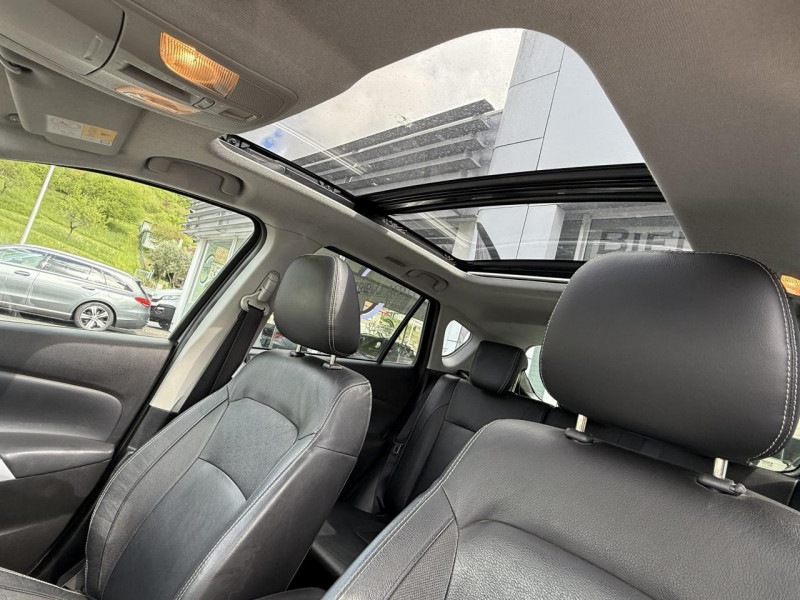 Photo 30 de l'offre de SUZUKI SX4 S-CROSS S-CROSS 1.4 BOOSTERJET ALLGRIP - BVA S-CROSS STYLE GPS   CAMERA AR   TOIT OUVRANT à 12990€ chez Triplo auto