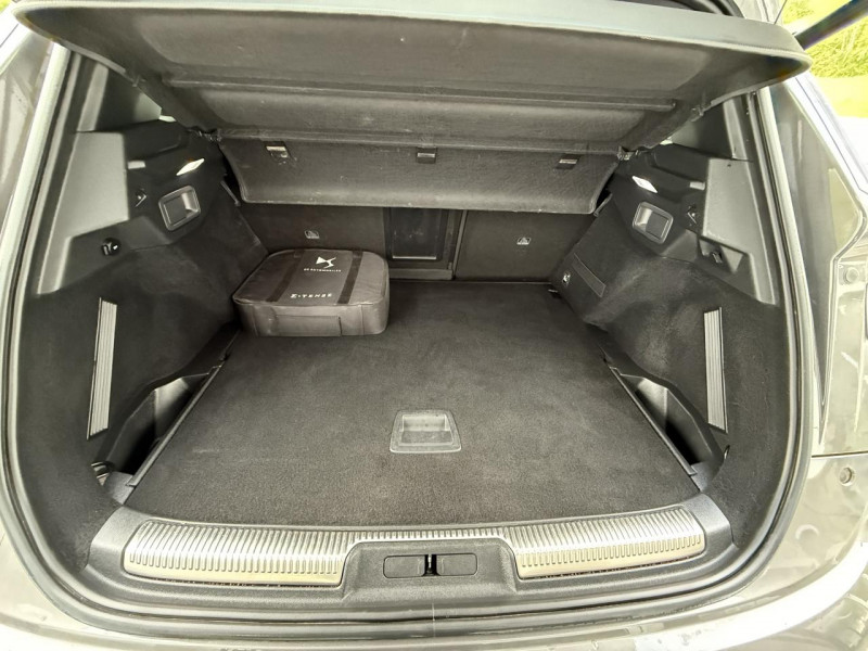 Photo 12 de l'offre de DS DS 7 CROSSBACK DS7 CROSSBACK E-TENSE - 300 - 4X4  SO CHIC GPS   CAMERA AR   CARPLAY à 22990€ chez Triplo auto