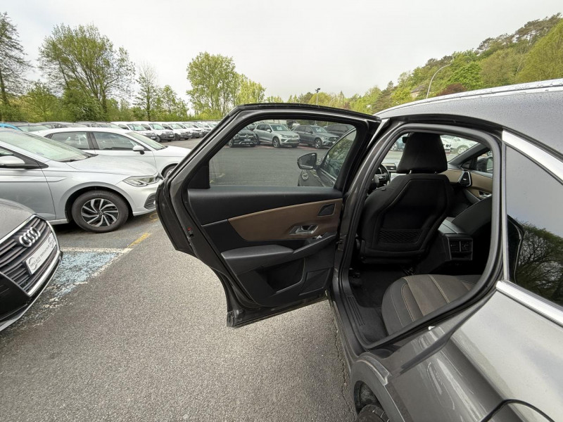 Photo 29 de l'offre de DS DS 7 CROSSBACK DS7 CROSSBACK E-TENSE - 300 - 4X4  SO CHIC GPS   CAMERA AR   CARPLAY à 22990€ chez Triplo auto