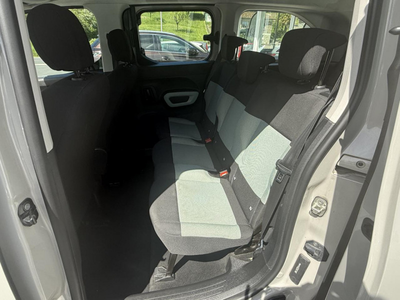 Photo 11 de l'offre de CITROEN BERLINGO 1.5 BLUEHDI - 100 7PL  XL LIVE   RADAR AR   CLIM à 19490€ chez Triplo auto