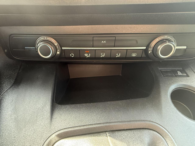 Photo 21 de l'offre de CITROEN BERLINGO 1.5 BLUEHDI - 100 7PL  XL LIVE   RADAR AR   CLIM à 19490€ chez Triplo auto