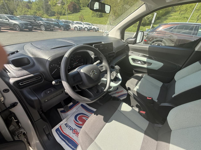 Photo 10 de l'offre de CITROEN BERLINGO 1.5 BLUEHDI - 100 7PL  XL LIVE   RADAR AR   CLIM à 19490€ chez Triplo auto