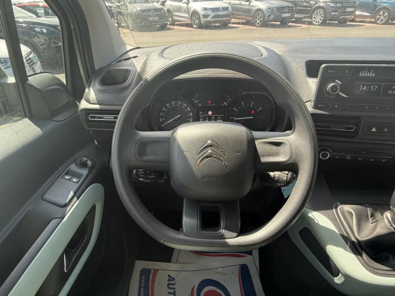 Photo 18 de l'offre de CITROEN BERLINGO 1.5 BLUEHDI - 100 7PL  XL LIVE   RADAR AR   CLIM à 19490€ chez Triplo auto