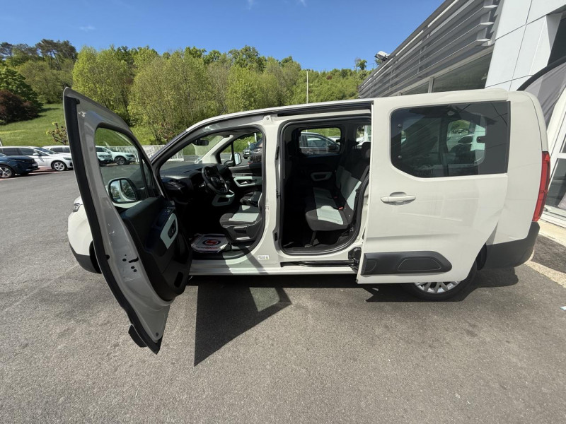 Photo 27 de l'offre de CITROEN BERLINGO 1.5 BLUEHDI - 100 7PL  XL LIVE   RADAR AR   CLIM à 19490€ chez Triplo auto