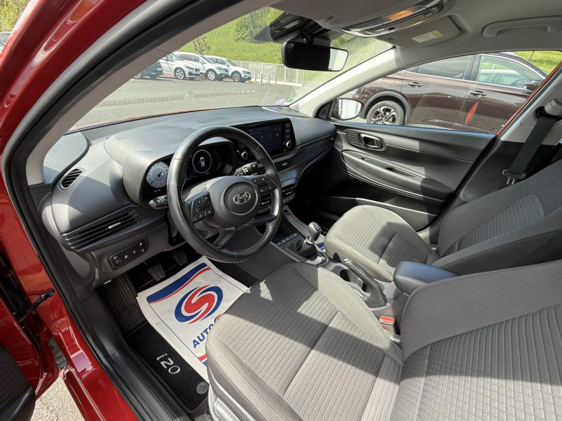 Photo 9 de l'offre de HYUNDAI I20  1.0 T-GDI HYBRID 48 V - 100 INTUITIVE CARPLAY   CAMERA AR   CLIM à 15990€ chez Triplo auto