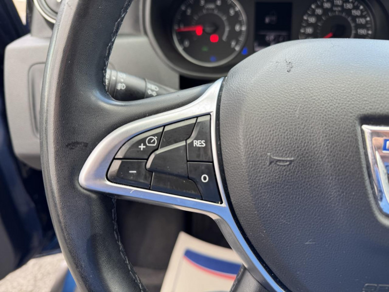 Photo 27 de l'offre de DACIA DUSTER 1.5 DCI - 110 BVA PRESTIGE GPS   CAMERA AR   CLIM à 14990€ chez Triplo auto