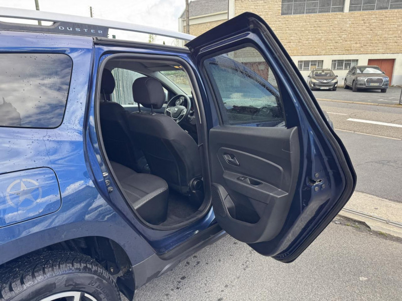 Photo 12 de l'offre de DACIA DUSTER 1.5 DCI - 110 BVA PRESTIGE GPS   CAMERA AR   CLIM à 14990€ chez Triplo auto
