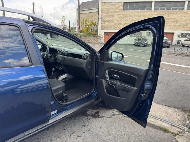 Photo 15 de l'offre de DACIA DUSTER 1.5 DCI - 110 BVA PRESTIGE GPS   CAMERA AR   CLIM à 14990€ chez Triplo auto