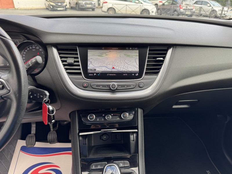 Photo 26 de l'offre de OPEL GRANDLAND X 1.2 TURBO - 130 S&S DESIGN LINE GPS   CAMERA AR à 14990€ chez Triplo auto