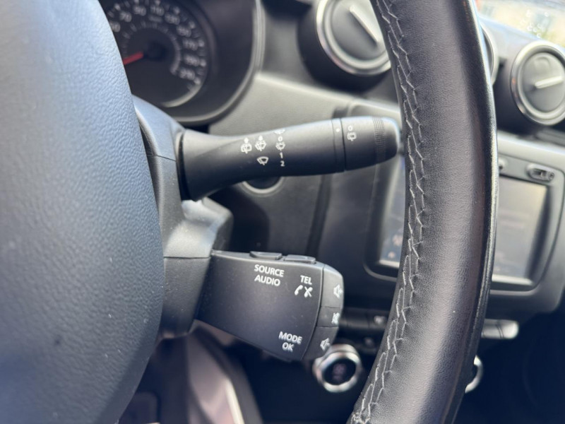 Photo 30 de l'offre de DACIA DUSTER 1.5 DCI - 110 BVA PRESTIGE GPS   CAMERA AR   CLIM à 14990€ chez Triplo auto