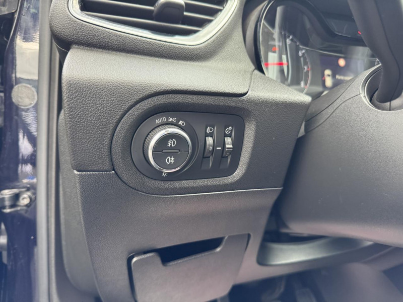 Photo 24 de l'offre de OPEL GRANDLAND X 1.2 TURBO - 130 S&S DESIGN LINE GPS   CAMERA AR à 14990€ chez Triplo auto