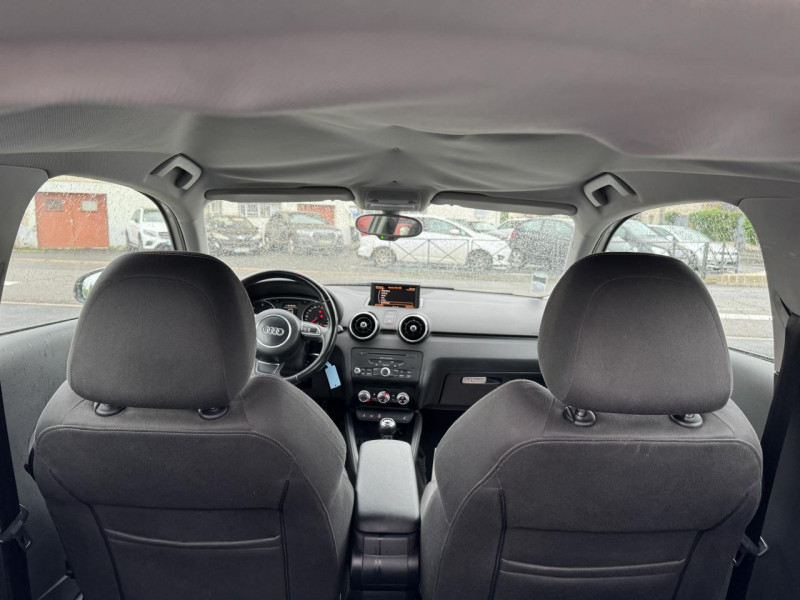 Photo 11 de l'offre de AUDI A1 1.6 TDI DPF 105 - S&S AMBITION CLIM   RADAR AR à 7490€ chez Triplo auto