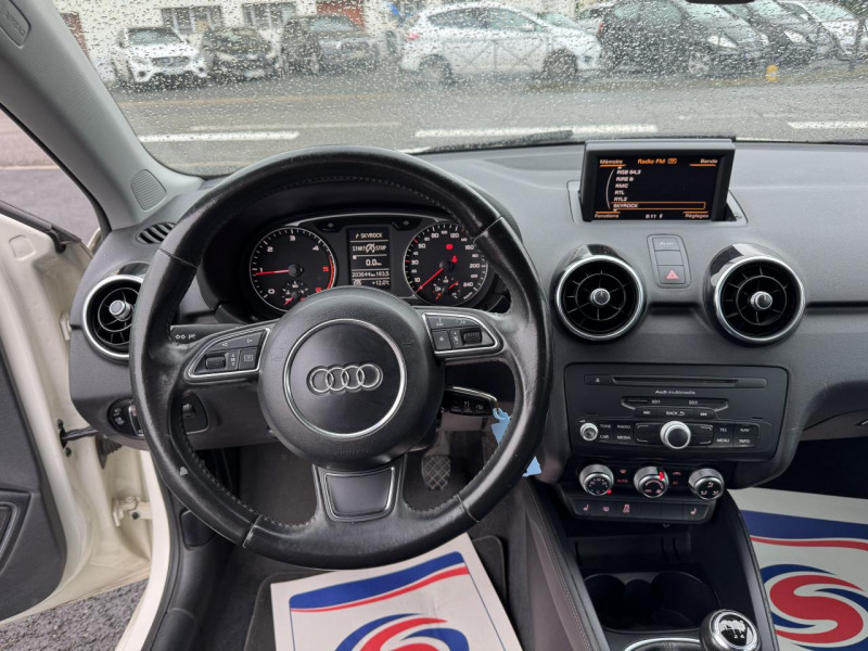 Photo 23 de l'offre de AUDI A1 1.6 TDI DPF 105 - S&S AMBITION CLIM   RADAR AR à 7490€ chez Triplo auto