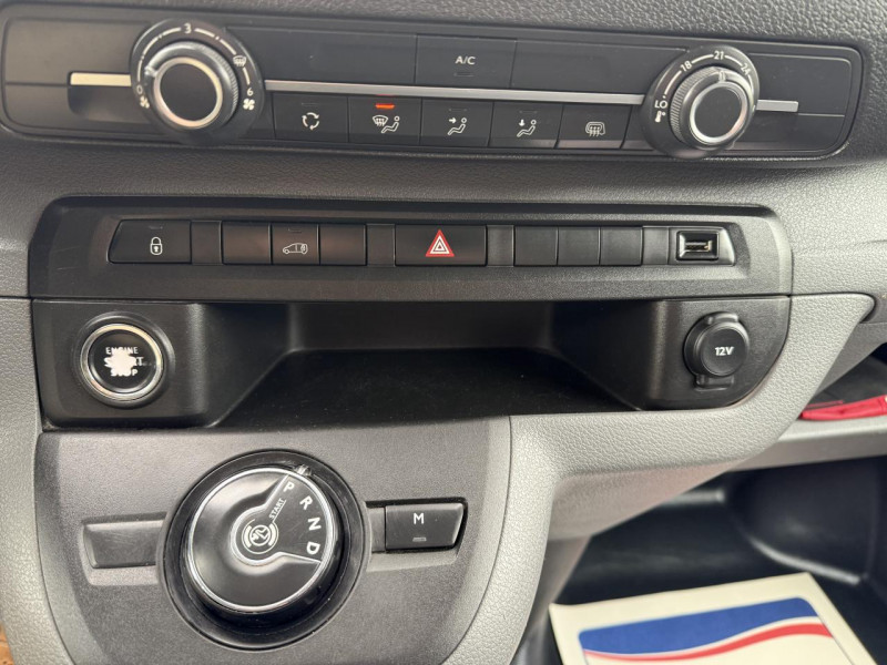 Photo 20 de l'offre de CITROEN JUMPY XS 2.0 BLUEHDI - 180 BVA - TVA RECUPERABLE   GPS   CAMERA AR   ATTELAGE   CARPLAY à 23990€ chez Triplo auto
