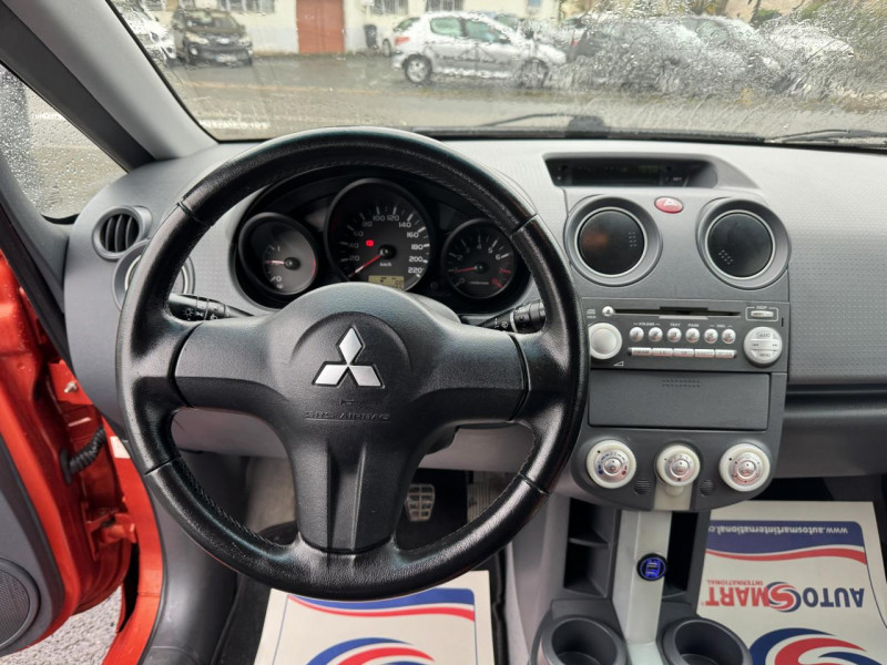 Photo 17 de l'offre de MITSUBISHI COLT 1.5I - 110 CZC INVITE   CLIM à 4990€ chez Triplo auto
