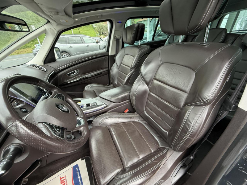 Photo 10 de l'offre de RENAULT ESPACE 1.6 ENERGY DCI - 160 BVA - INITIALE PARIS - ATTELAGE   GPS   TOIT OUVRANT   CAMERA AR à 18990€ chez Triplo auto
