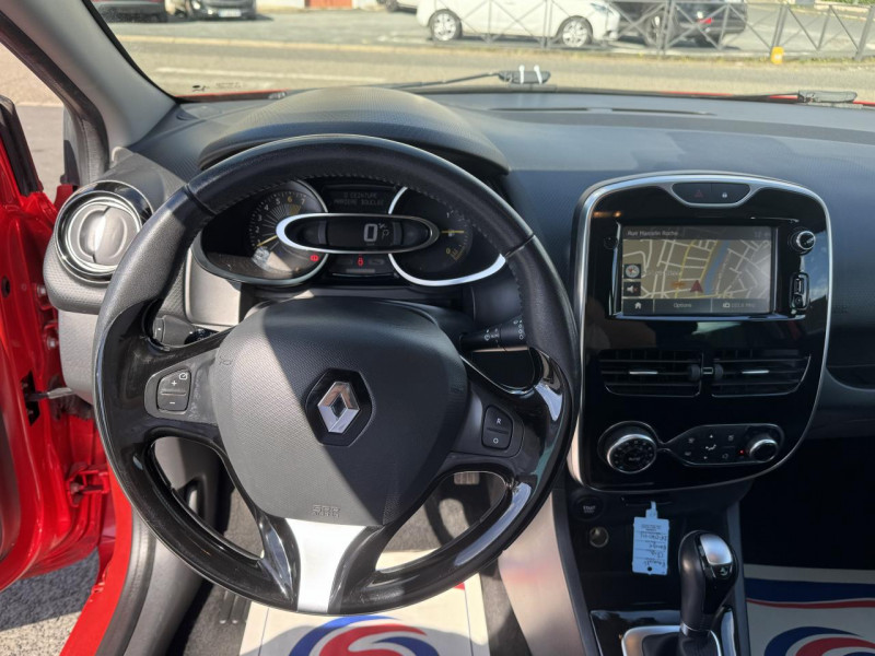 Photo 25 de l'offre de RENAULT CLIO 1.2 TCE - 120 BVA INTENS GPS   CLIM   RADAR AR à 9990€ chez Triplo auto