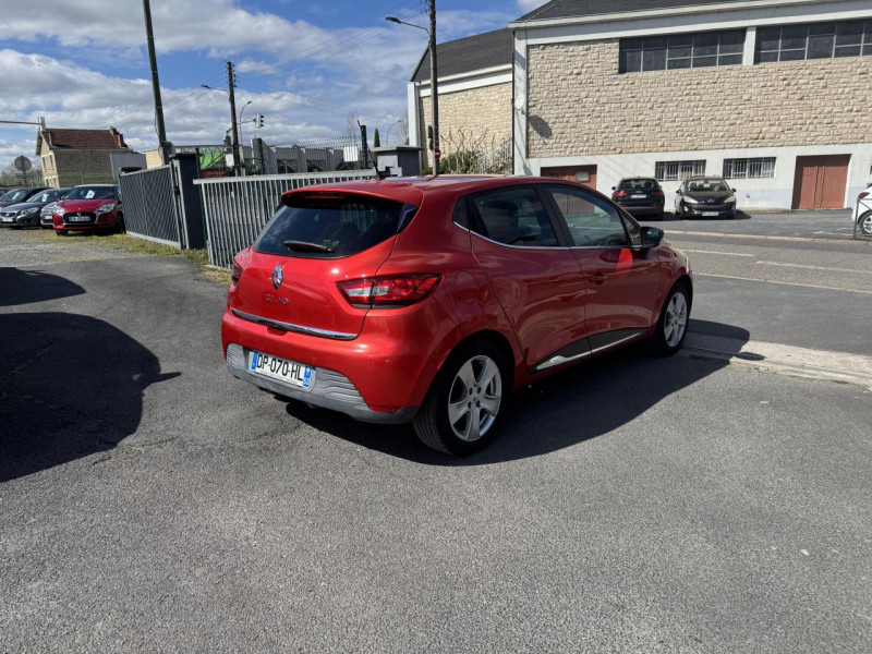 Photo 5 de l'offre de RENAULT CLIO 1.2 TCE - 120 BVA INTENS GPS   CLIM   RADAR AR à 9990€ chez Triplo auto
