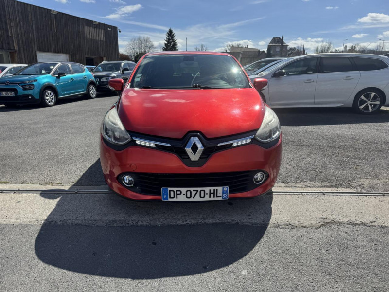 Photo 8 de l'offre de RENAULT CLIO 1.2 TCE - 120 BVA INTENS GPS   CLIM   RADAR AR à 9990€ chez Triplo auto