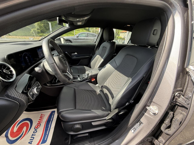 Photo 9 de l'offre de MERCEDES-BENZ CLASSE A A 160  BERLINE 5P - BM 177 BUSINESS LINE GPS   CAMERA AR   CARPLAY à 23990€ chez Triplo auto