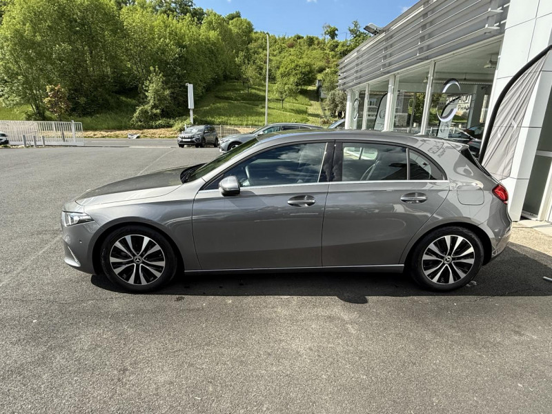 Photo 4 de l'offre de MERCEDES-BENZ CLASSE A A 160  BERLINE 5P - BM 177 BUSINESS LINE GPS   CAMERA AR   CARPLAY à 23990€ chez Triplo auto