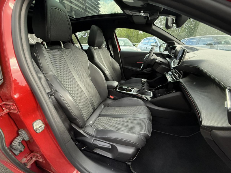 Photo 14 de l'offre de PEUGEOT 208  1.5 BLUEHDI S&S - 100  GT LINE GPS   CAMERA AR   CARPLAY à 17990€ chez Triplo auto