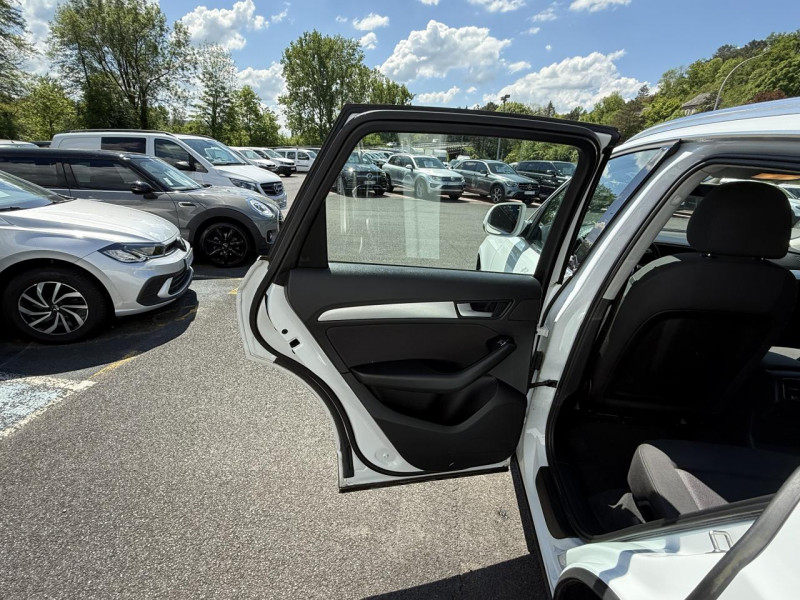Photo 30 de l'offre de AUDI Q5 QUATTRO 2.0 TDI DPF - 177 - BV S-TRONIC  AMBIENTE GPS   RADAR AR  à 18490€ chez Triplo auto