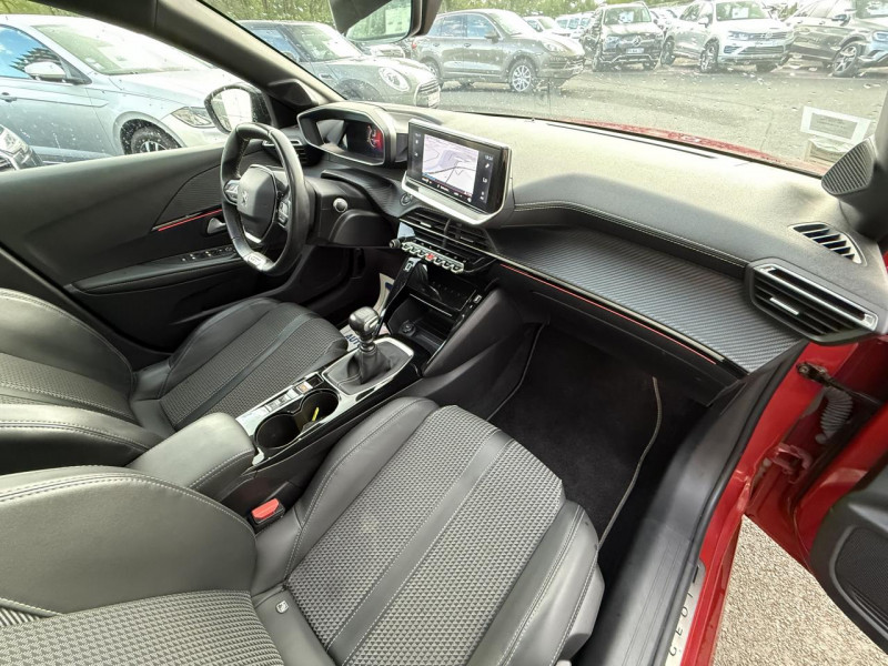 Photo 15 de l'offre de PEUGEOT 208  1.5 BLUEHDI S&S - 100  GT LINE GPS   CAMERA AR   CARPLAY à 17990€ chez Triplo auto
