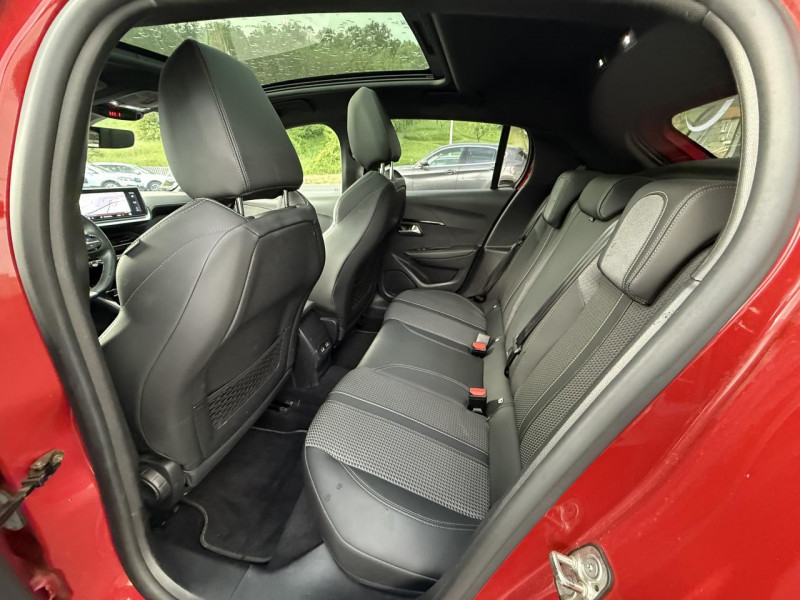Photo 11 de l'offre de PEUGEOT 208  1.5 BLUEHDI S&S - 100  GT LINE GPS   CAMERA AR   CARPLAY à 17990€ chez Triplo auto