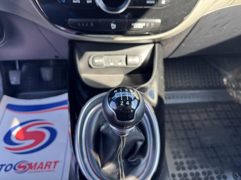 Photo 34 de l'offre de KIA SOUL 1.6 CRDI - 136 CLIM   ATTELAGE à 7990€ chez Triplo auto