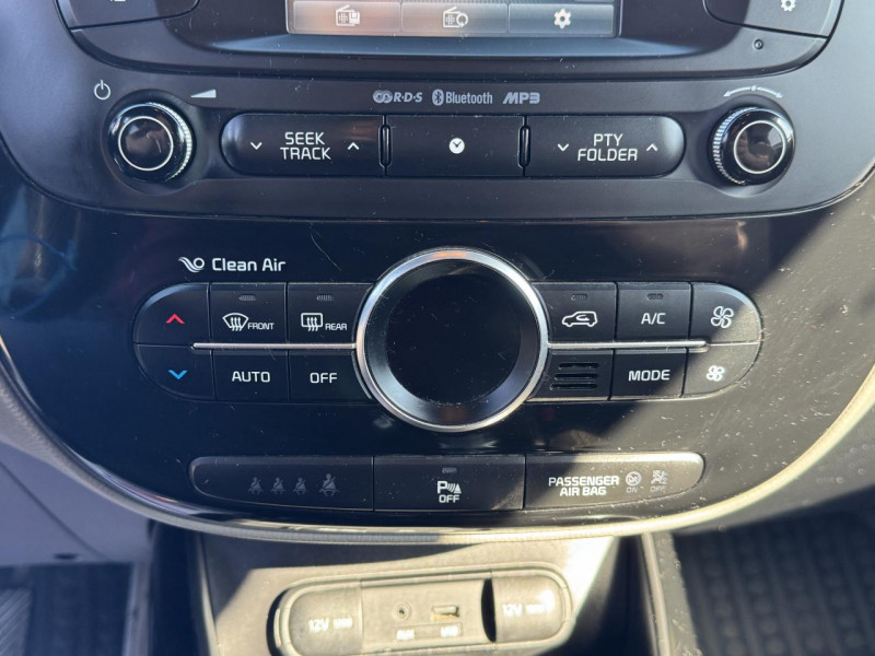 Photo 33 de l'offre de KIA SOUL 1.6 CRDI - 136 CLIM   ATTELAGE à 7990€ chez Triplo auto