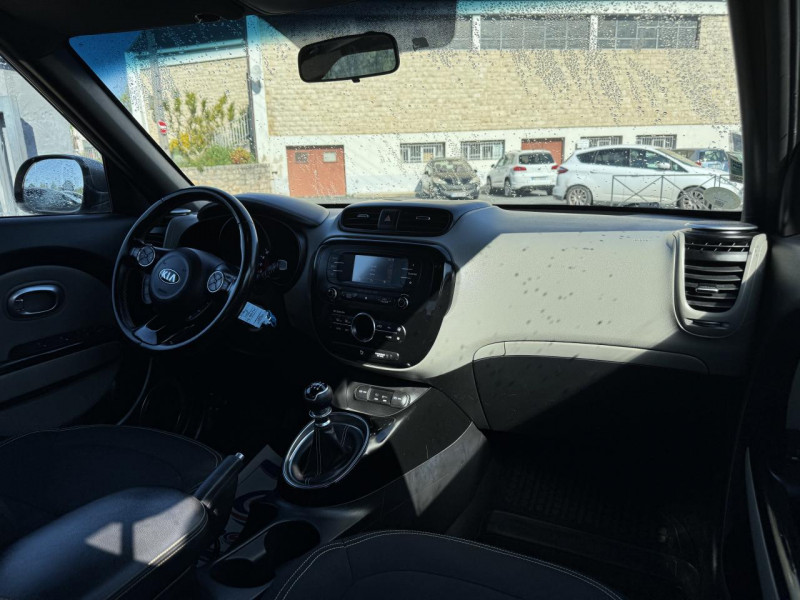 Photo 14 de l'offre de KIA SOUL 1.6 CRDI - 136 CLIM   ATTELAGE à 7990€ chez Triplo auto
