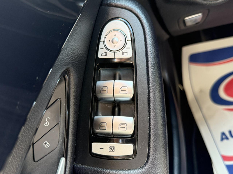 Photo 25 de l'offre de MERCEDES-BENZ GLC 220 D - BVA9G 4-MATIC CLIM   REGULATEUR/LIMITEUR DE VITESSE à 26990€ chez Triplo auto