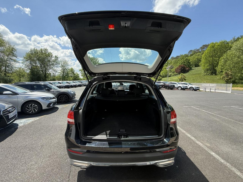 Photo 28 de l'offre de MERCEDES-BENZ GLC 220 D - BVA9G 4-MATIC CLIM   REGULATEUR/LIMITEUR DE VITESSE à 26990€ chez Triplo auto