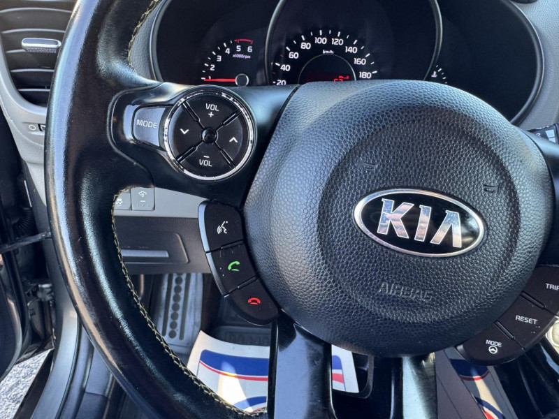 Photo 26 de l'offre de KIA SOUL 1.6 CRDI - 136 CLIM   ATTELAGE à 7990€ chez Triplo auto