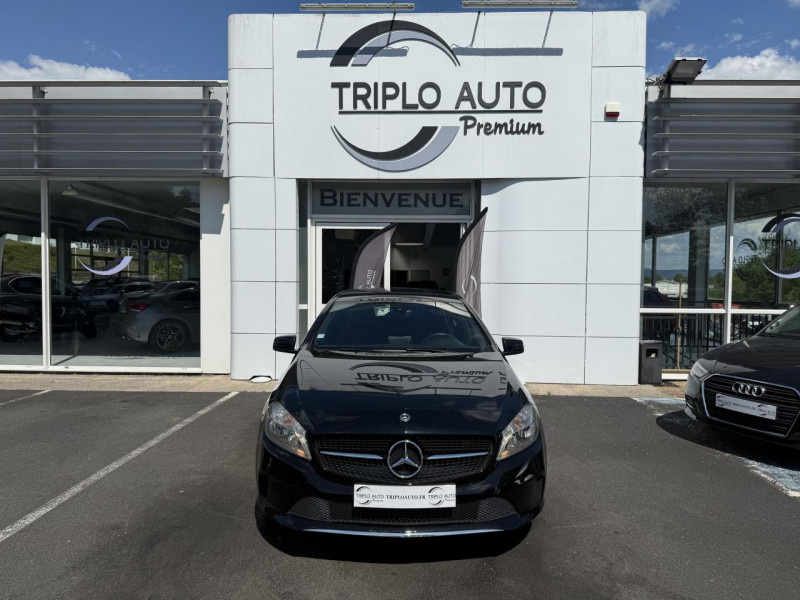 Photo 2 de l'offre de MERCEDES-BENZ CLASSE A A 180 - BV 7G-DCT - INSPIRATION - CAMERA AR   CLIM à 19490€ chez Triplo auto