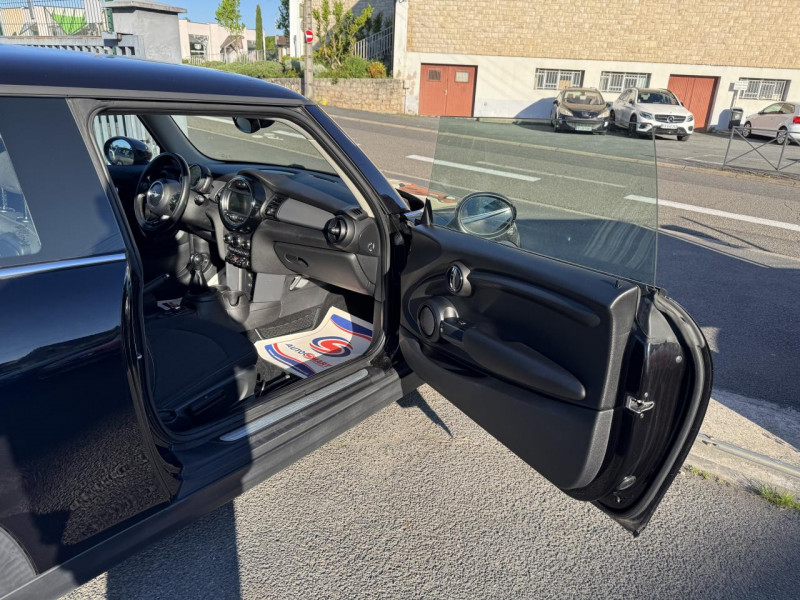 Photo 12 de l'offre de MINI MINI 1.5 D - 116 COOPER D CLIM   RADAR AR à 10490€ chez Triplo auto