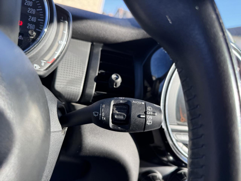 Photo 28 de l'offre de MINI MINI 1.5 D - 116 COOPER D CLIM   RADAR AR à 10490€ chez Triplo auto