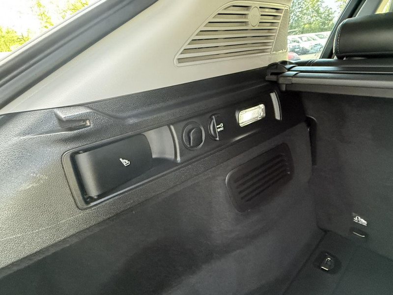 Photo 35 de l'offre de ALFA ROMEO STELVIO 2.2 D - 210 - BVA LUSSO Q4 GPS   CAMERA AR   CLIM à 21990€ chez Triplo auto